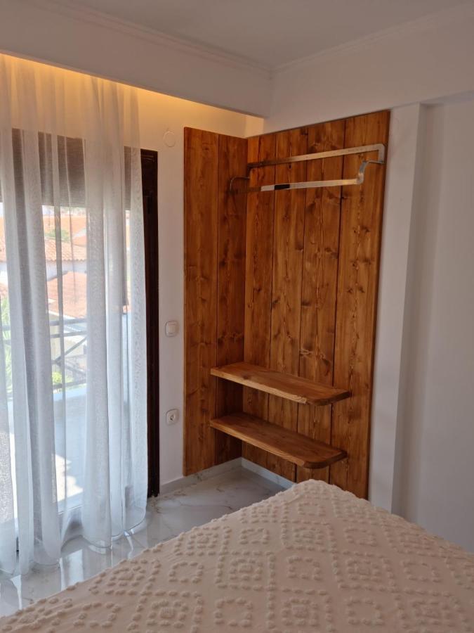 Lux Suite Sea Front Avra Pefkochori Bagian luar foto
